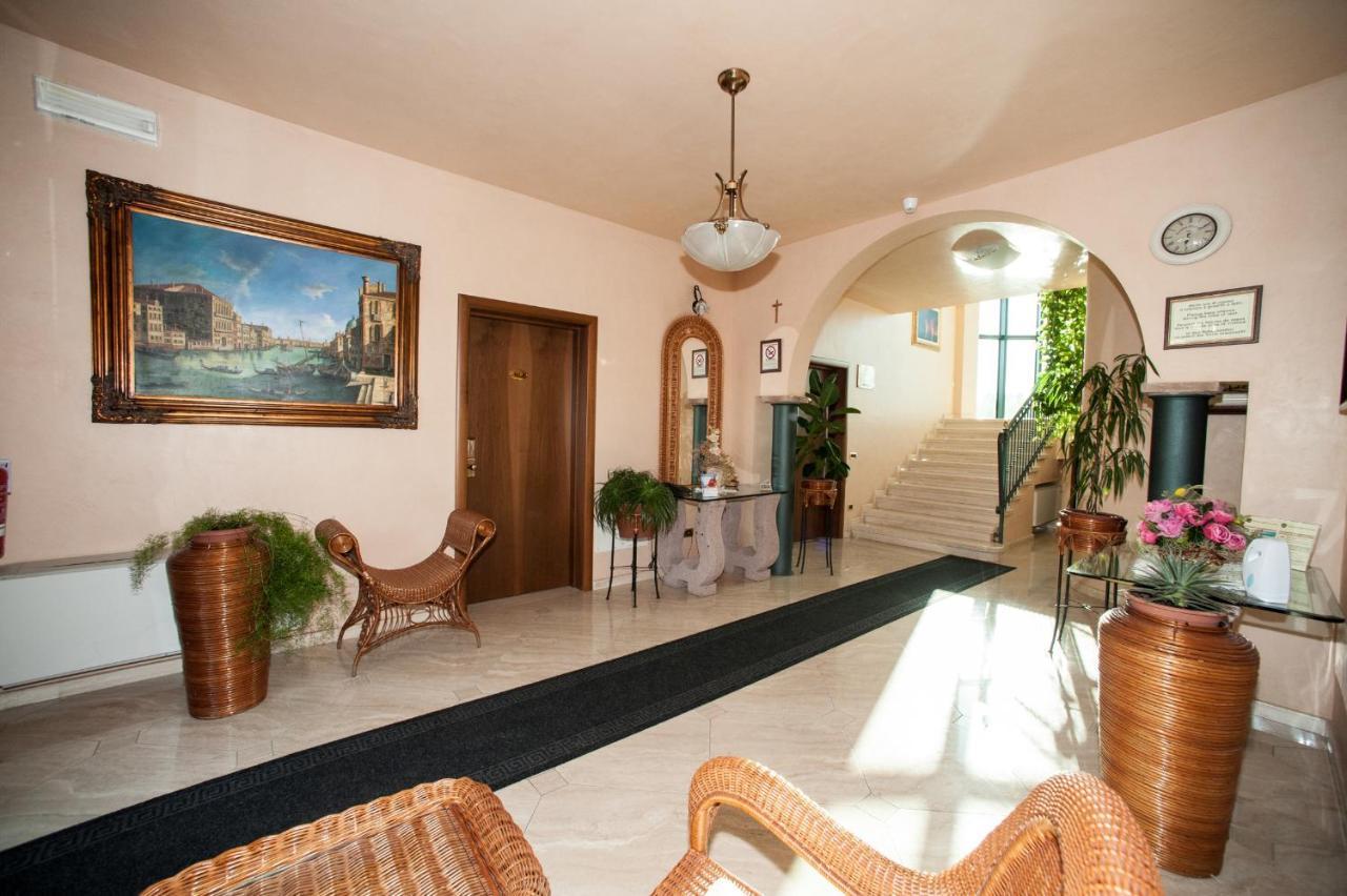 Hotel Corte Vecchia San Prospero Eksteriør bilde
