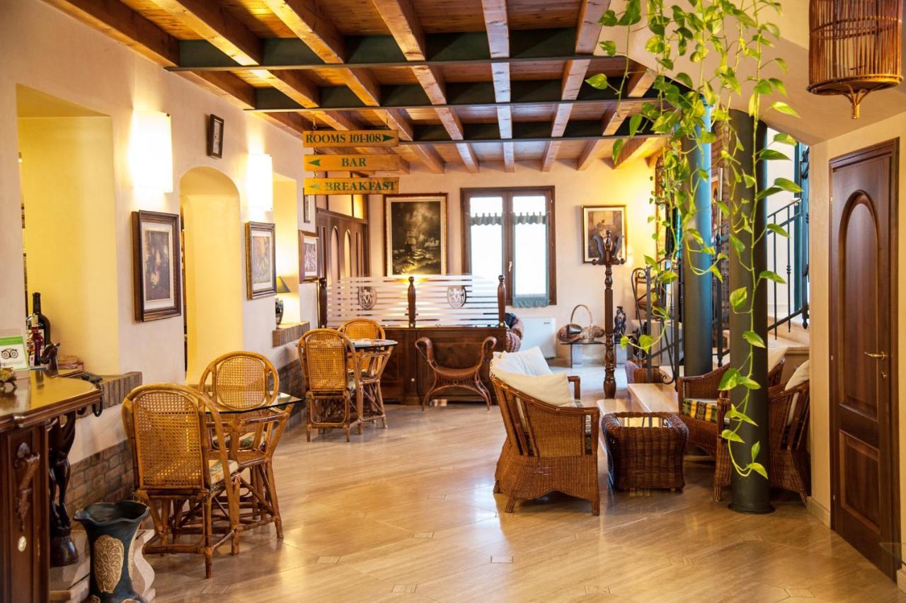 Hotel Corte Vecchia San Prospero Eksteriør bilde