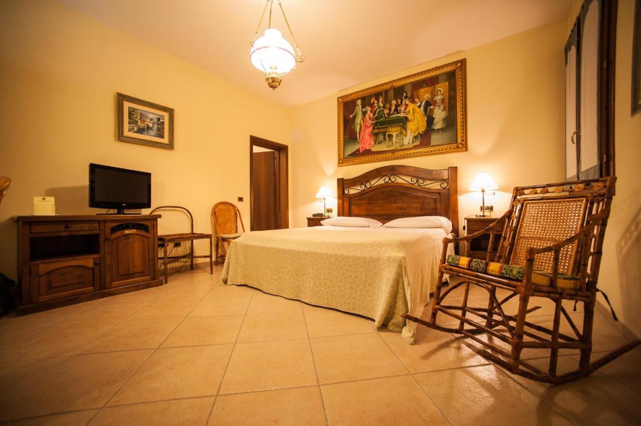 Hotel Corte Vecchia San Prospero Eksteriør bilde