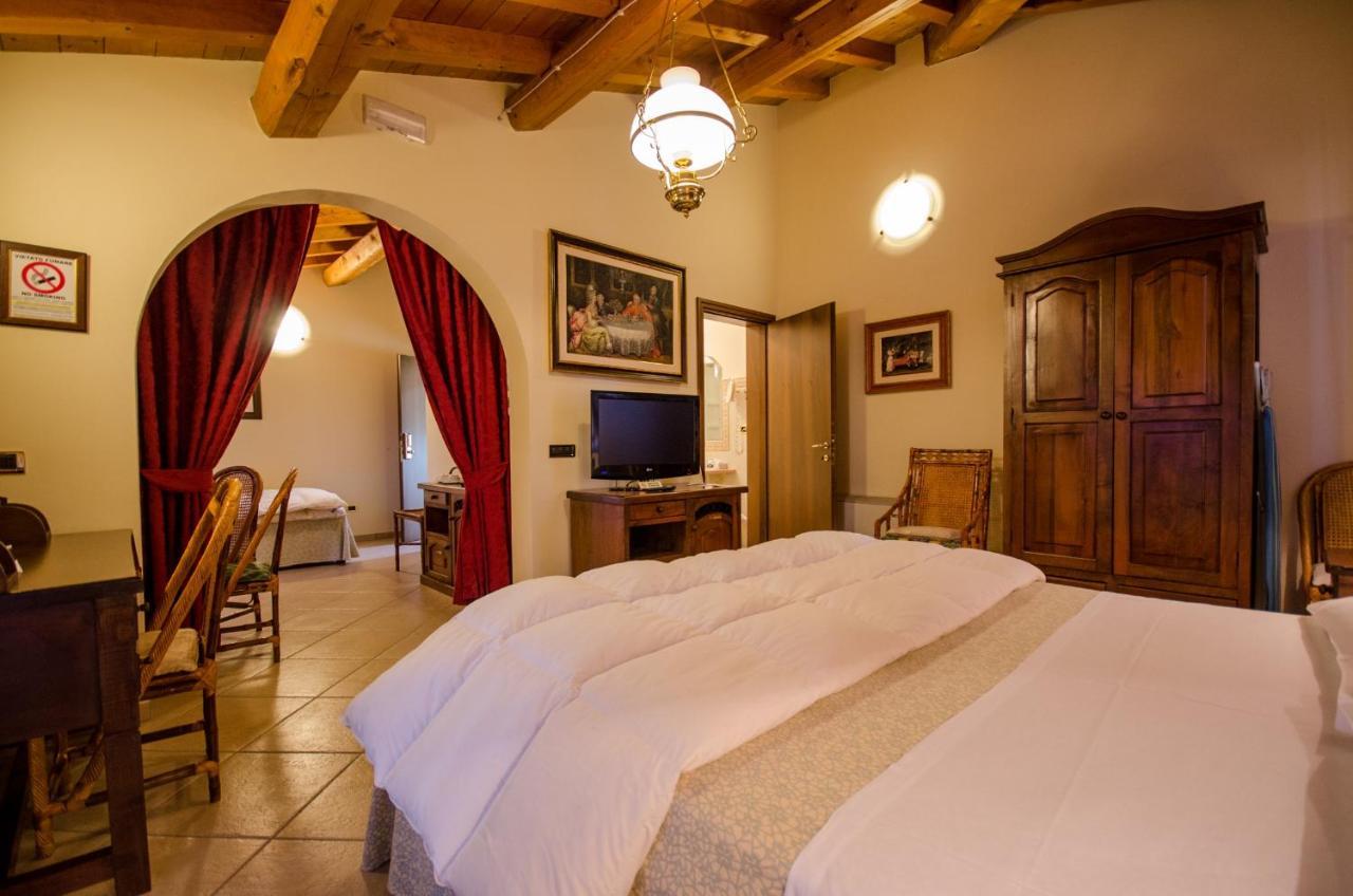 Hotel Corte Vecchia San Prospero Eksteriør bilde