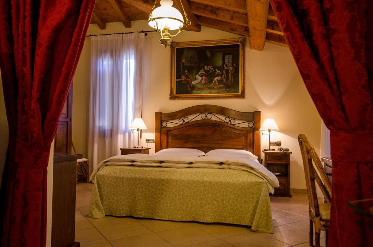 Hotel Corte Vecchia San Prospero Eksteriør bilde