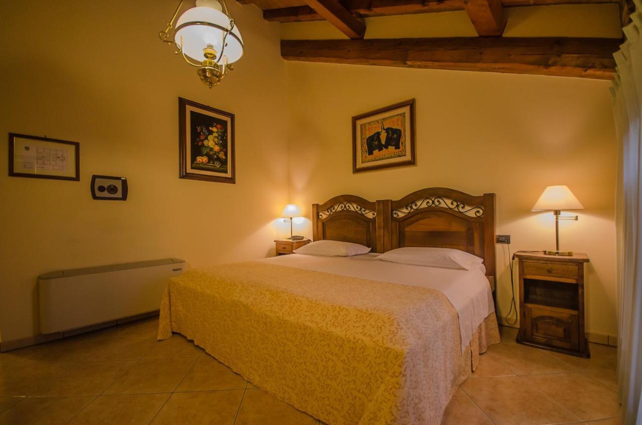 Hotel Corte Vecchia San Prospero Eksteriør bilde