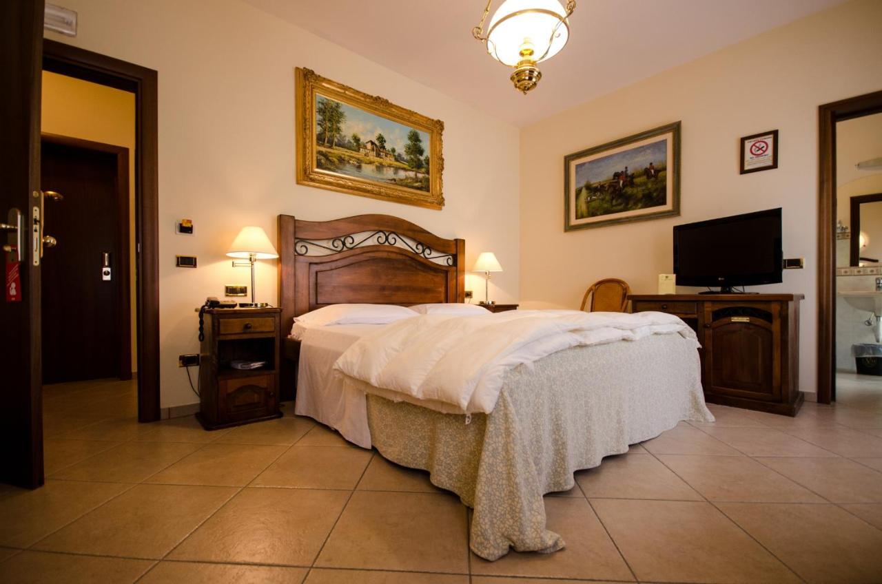 Hotel Corte Vecchia San Prospero Eksteriør bilde