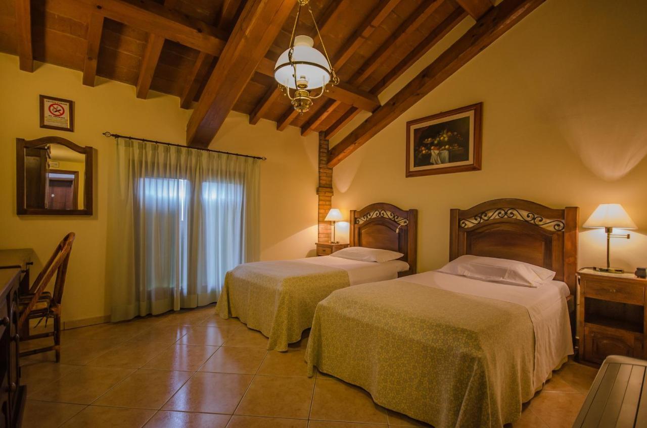 Hotel Corte Vecchia San Prospero Eksteriør bilde