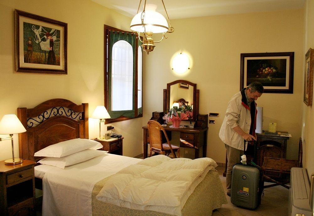 Hotel Corte Vecchia San Prospero Eksteriør bilde
