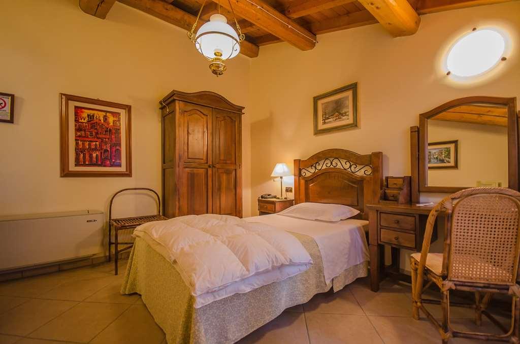 Hotel Corte Vecchia San Prospero Rom bilde